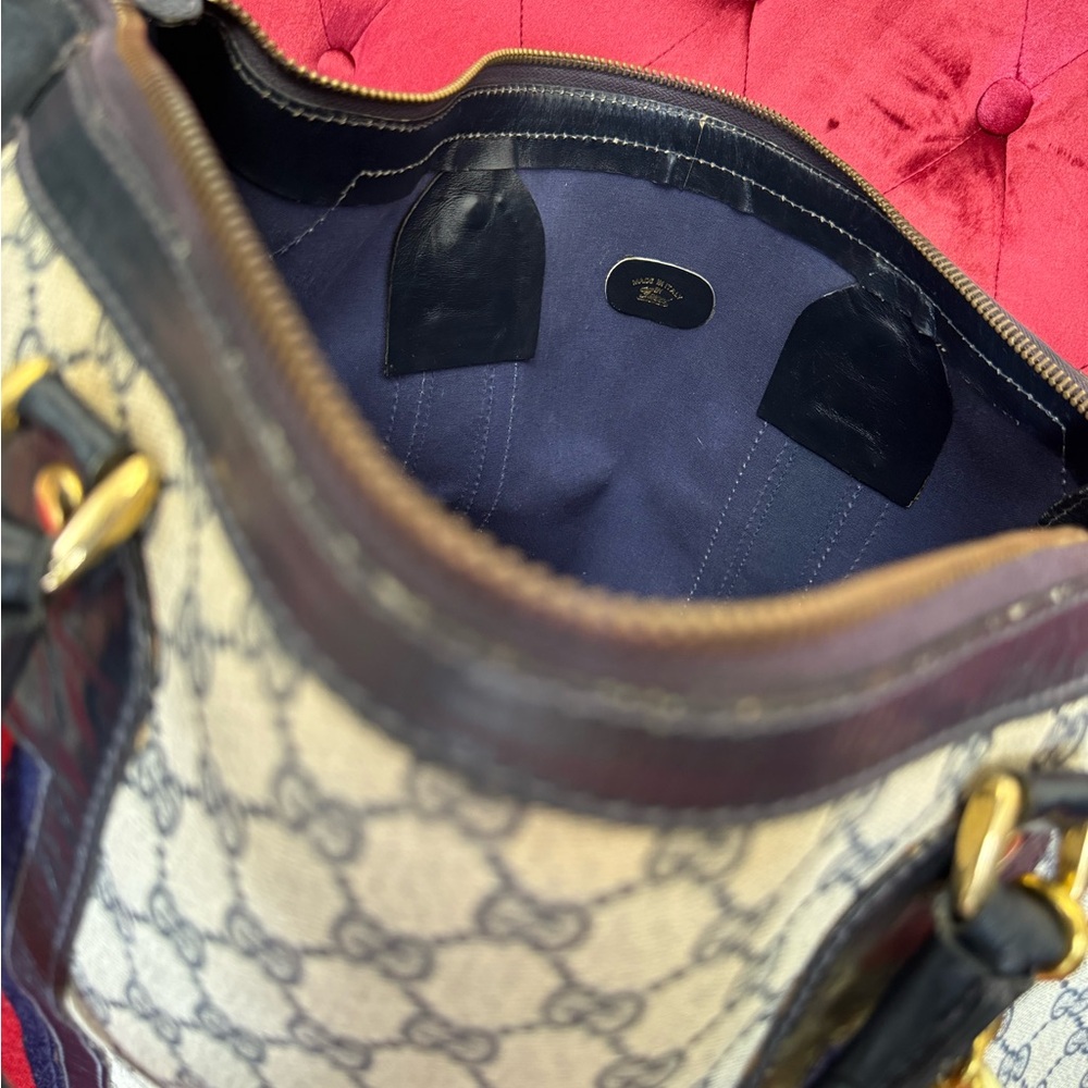 Gucci Beige and Blue Travel Bag with Gold Accents vintage - Picture 7 of 7